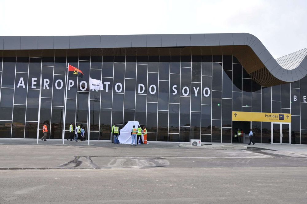 Photos of the Quêllo Health Center